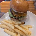 EGG CHEESE BURGER(BURGER&MILKSHAKE CRANE)