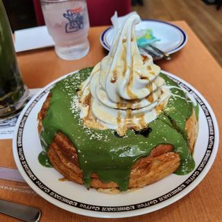 シロノワール 天空の抹茶(コメダ珈琲店 向ヶ丘遊園店 （コメダコーヒーテン）)