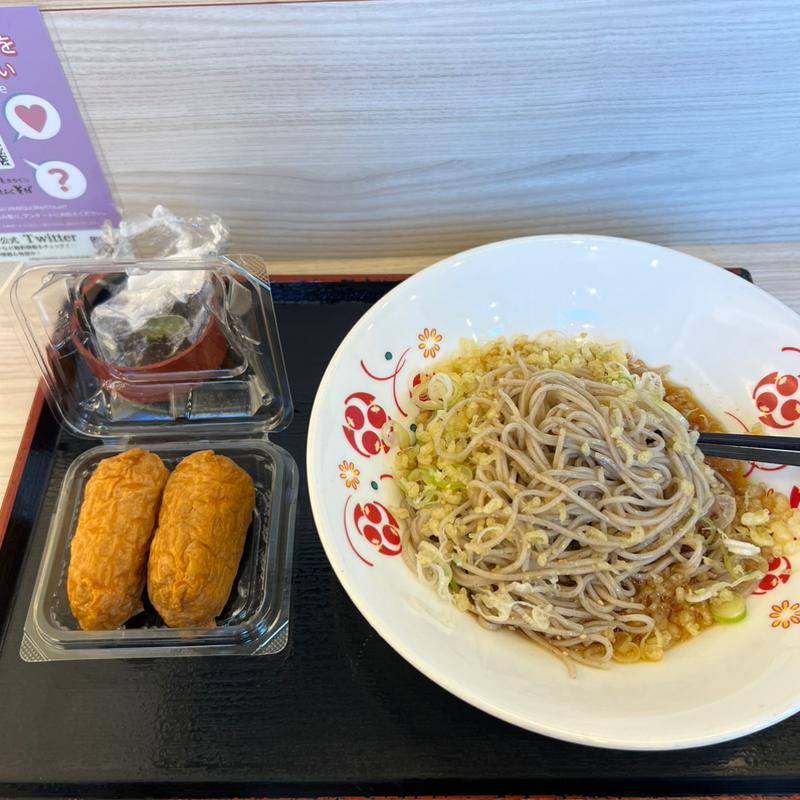 冷やしたぬきそば　いなり(いろり庵きらく 南越谷店 )