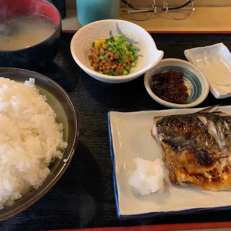 さば塩焼き定食(魚玉 （うおたま）)