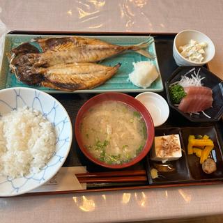 焼き魚定食(うらくま)