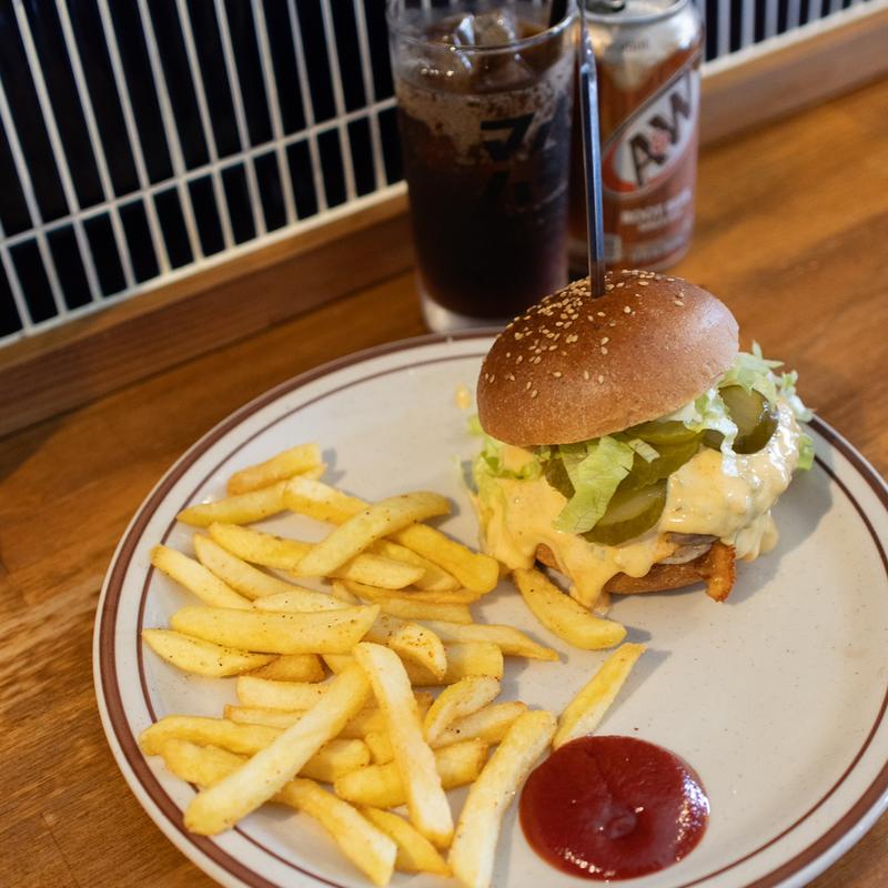 ファグリーバーガー シングル(マルハチバーガースタンド)