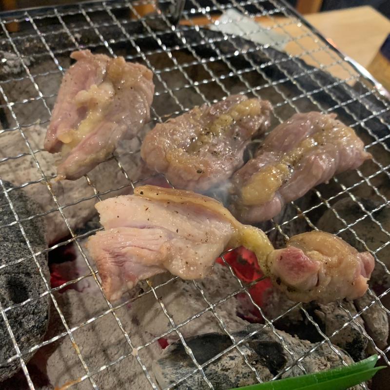 七輪焼　せせり(かしわ屋 藤ひさ)