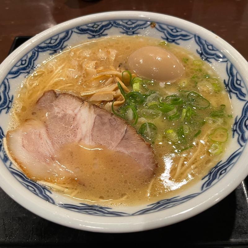 味玉ラーメン(赤のれん)