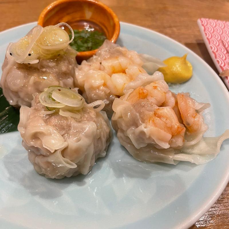 超粗びき焼売（ごろごろ肉汁、ぷりぷり海老）(鮮魚とおばんざい 浜金)