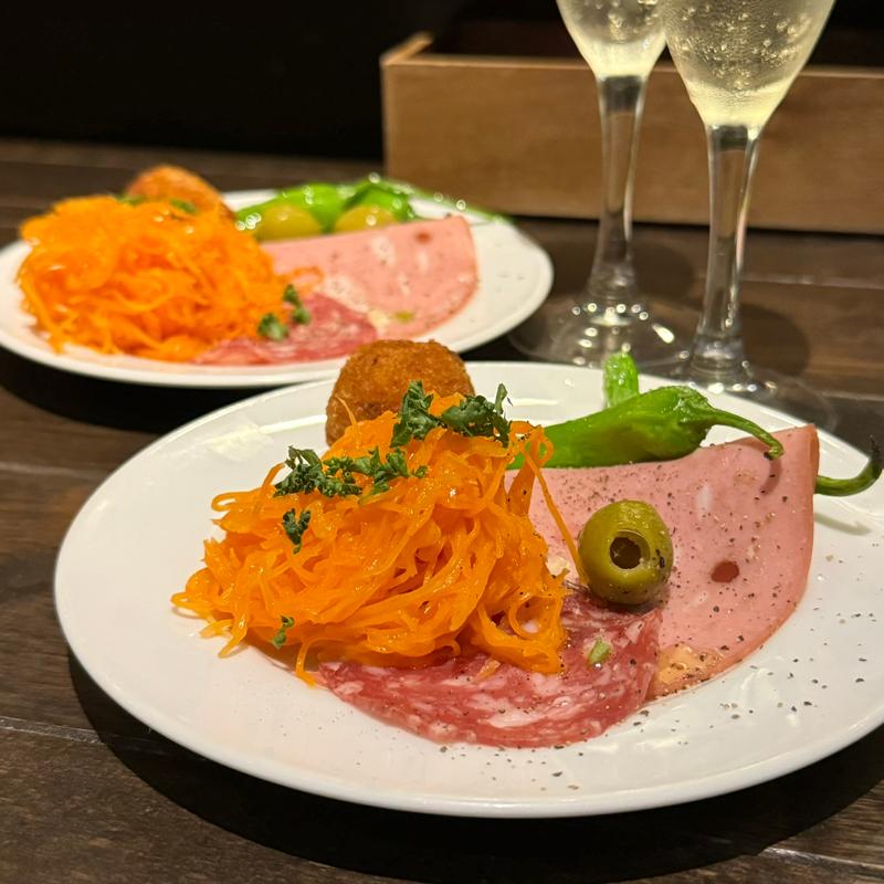 ちょこっとタパス盛合せ(バル バスク)