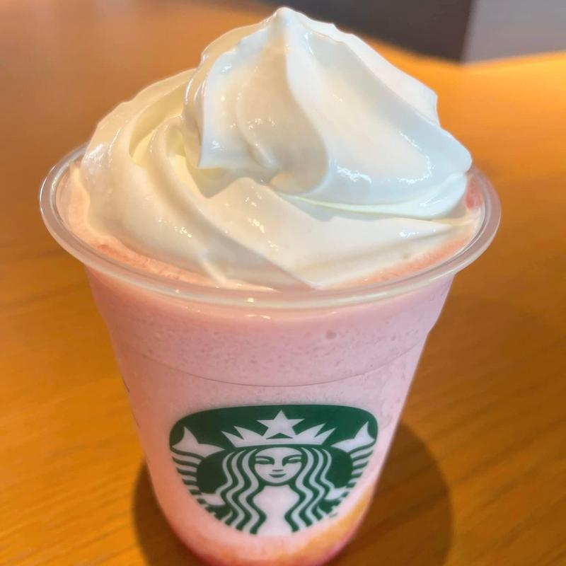 イチゴバナナフラペチーノ(スターバックスコーヒー 下北沢店)