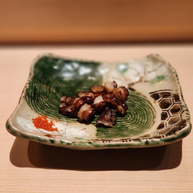 タコ吸盤 醤油焼き(乾山 大阪北新地店)