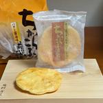 ちからこぶ煎餅(バター醤油味)(もち吉 千種店)