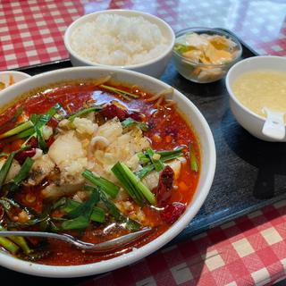 白身魚の激辛煮込み定食(中華料理 大創苑)