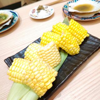 ゴールドラッシュ食べ比べ(貝・海苔巻き 野毛しらはら)