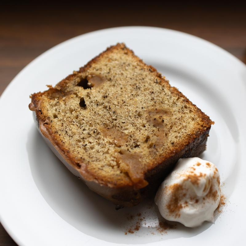 紅茶とりんごのパウンドケーキ(Coffee Shop 5W2H)