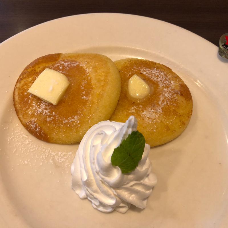 パンケーキ（バター・クリーム・メイプル）(グラッチェガーデンズ 練馬土支田店)