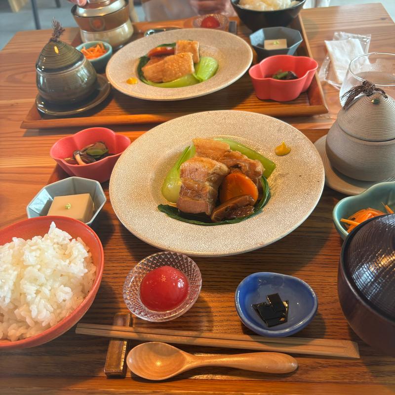 角煮らんち(hachidori cafe)