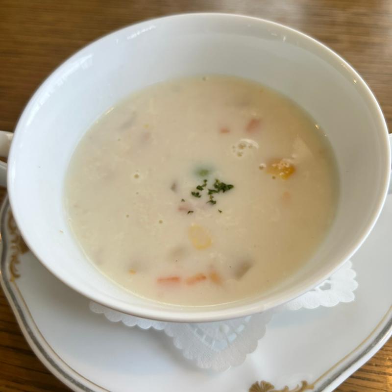 ランチスープ(肉料理プチハウス)