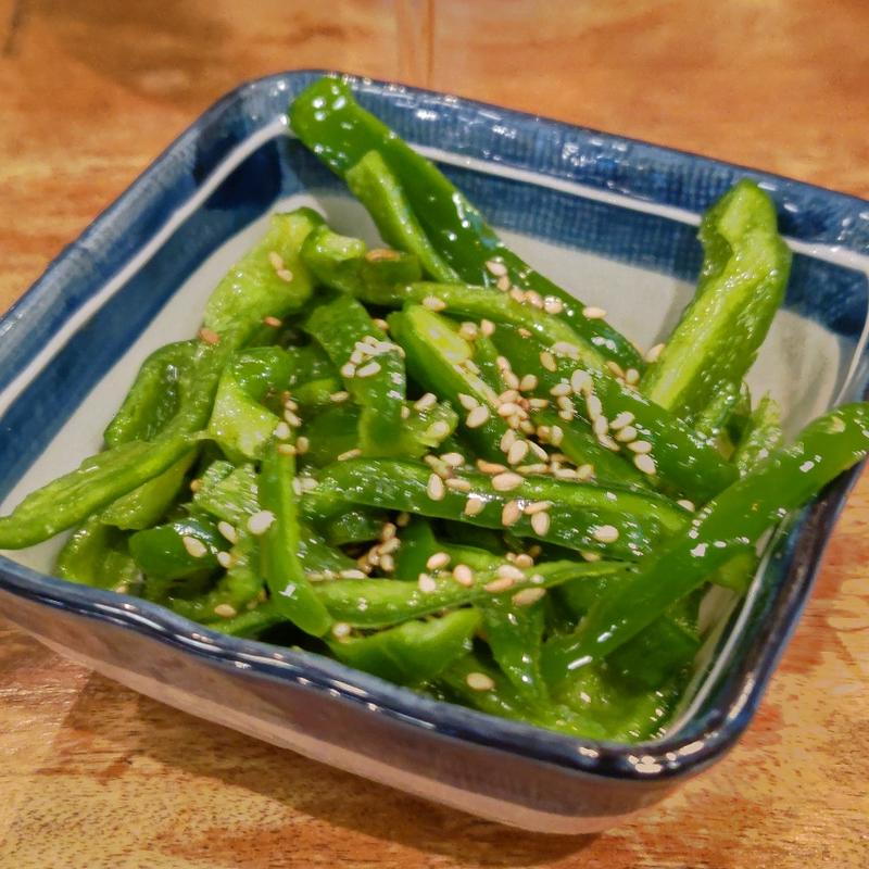 生ピーマン青唐ナムル(さんだーす ちぇるる野毛店)