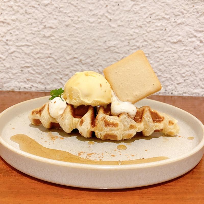 クロッフルセット(木と風と。)