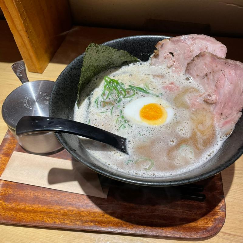 濃厚塩とんこつ(麺屋 壱)