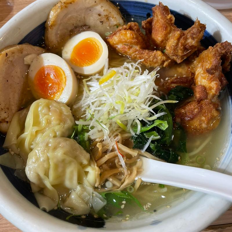 (俺流塩らーめん 新宿東南口店)