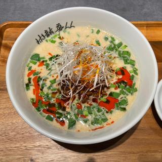 元祖66くるみ担々麺(彬龍華66（ハンリュウカ ロクロク）)