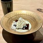 波照間島産黒糖ゼリーとクレーム・ダンジュ
