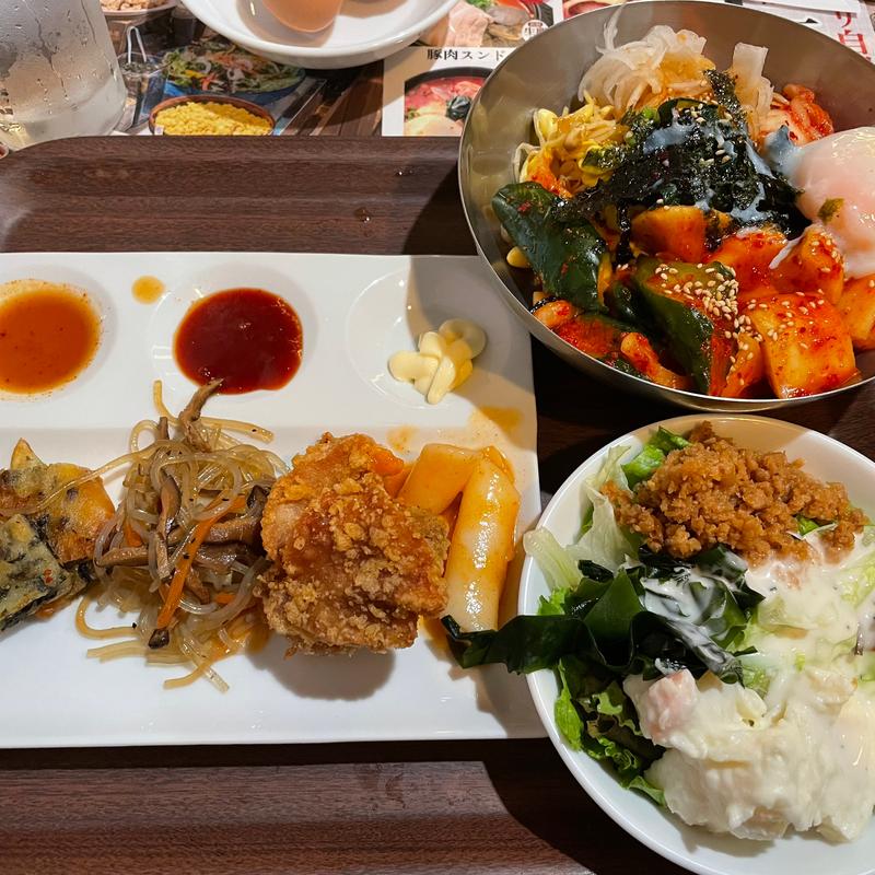 ビュッフェランチ(韓辛DELI 淀屋橋店)