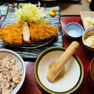 ジャンボロースかつ定食(かつ波奈 花見川店 )