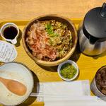 アンガス牛のねぎ塩ダレご飯