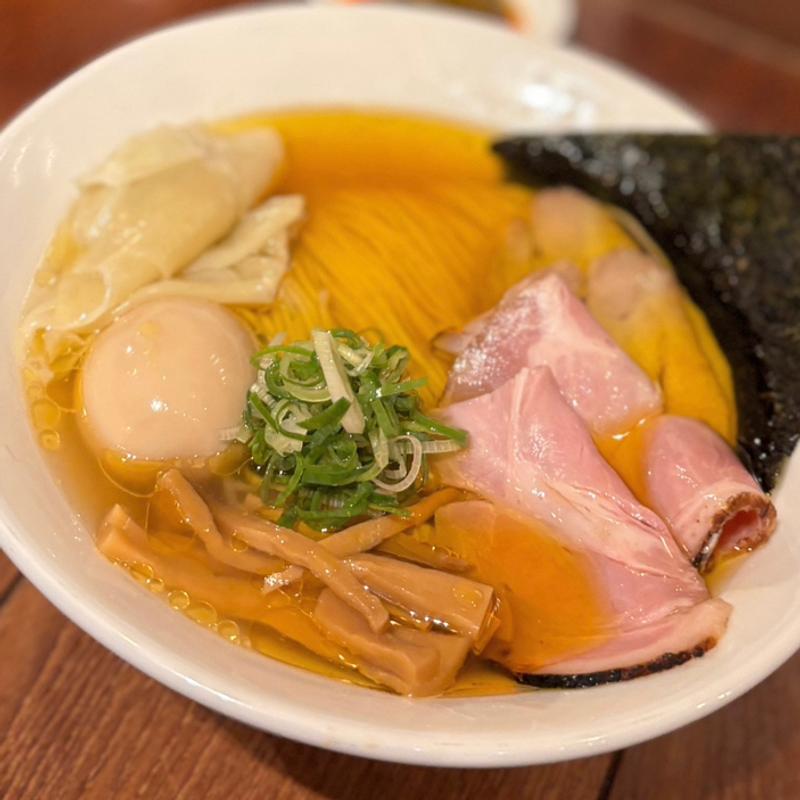 特製鶏塩（トッピング:マトンわんたん）(麺楽 軽波氏)