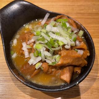 もつ煮込み(動物園通りもつ肉店)