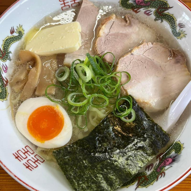 塩バターチャーシュー麺 並(日の出製麺所)