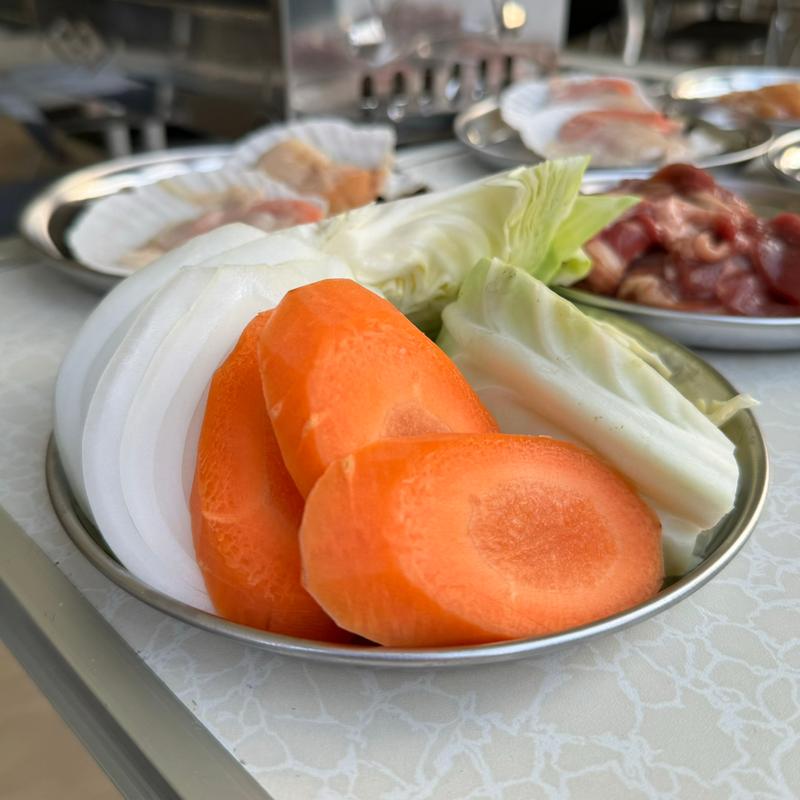 野菜盛り(テレビ塔が見えるビアガーデン)