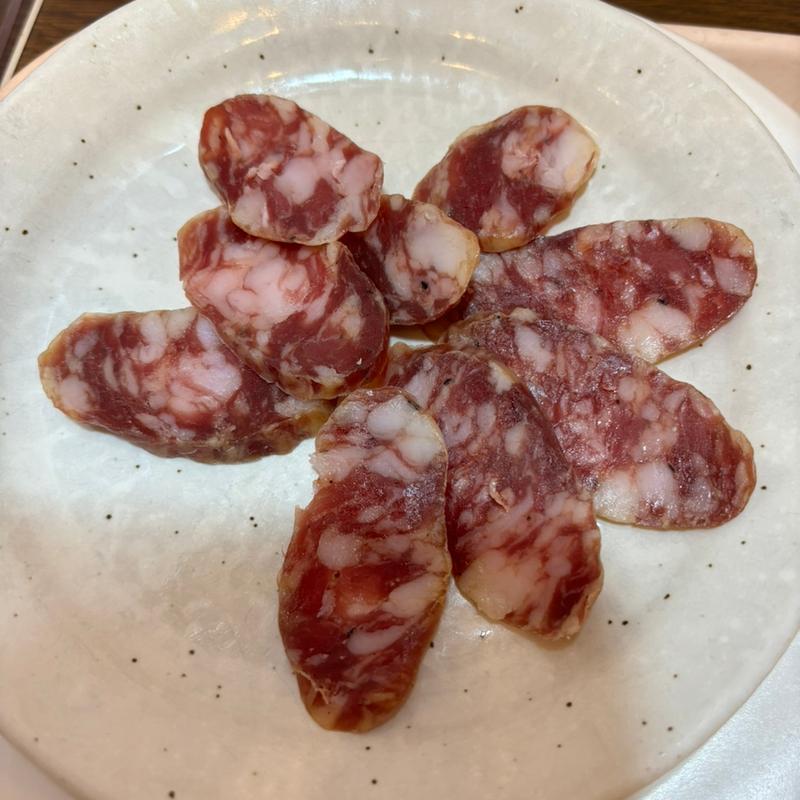 メットブルスト(ビア&カフェ BERG（ベルク）)