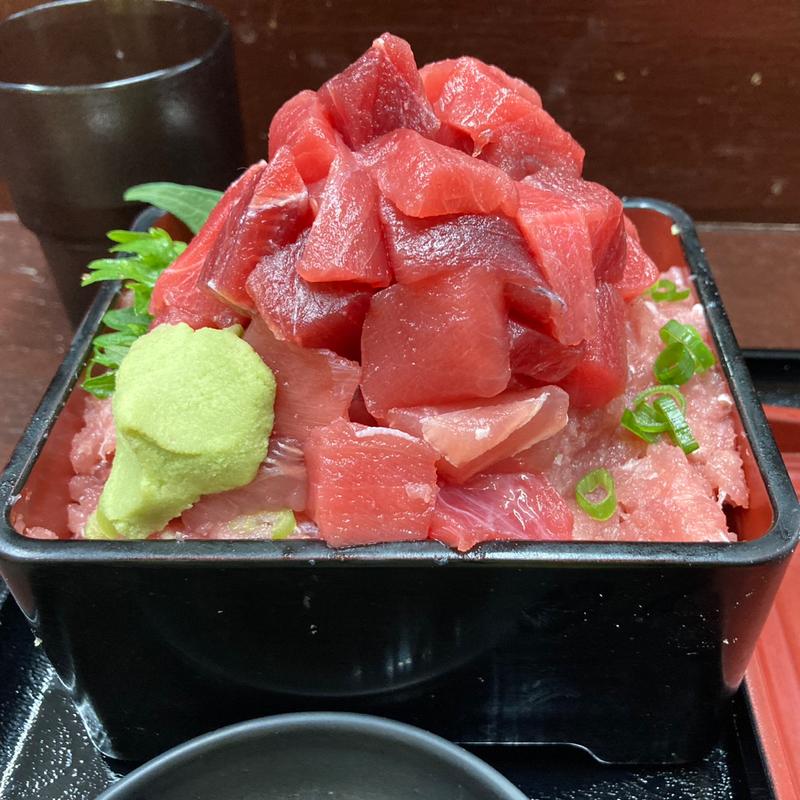 オモウマグロ重(海鮮重 御殿様)