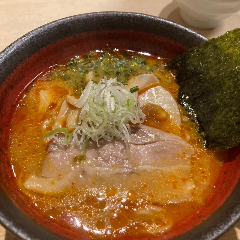 半辛味噌らーめん(かにらーめん 光夏)