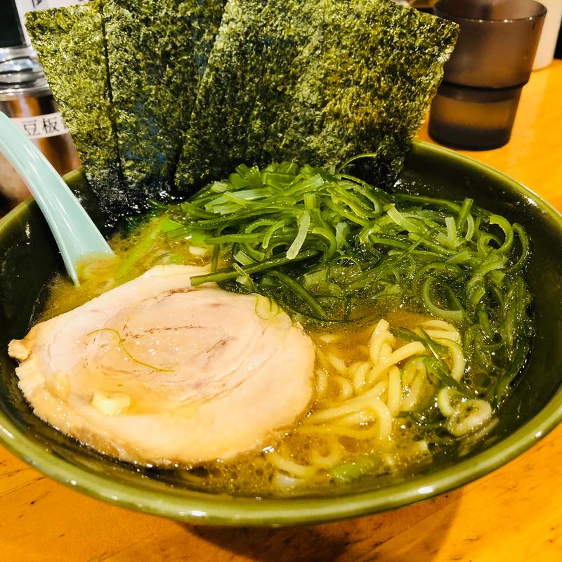 並盛り 茎わかめ増し(横浜家系ラーメン竜家)