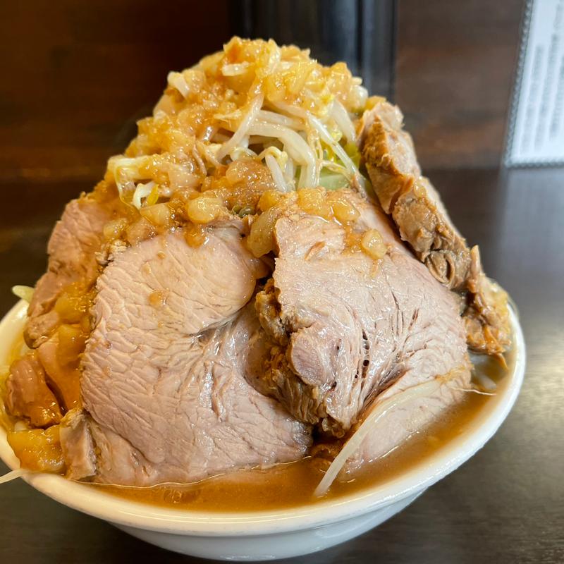 ラーメン中　豚増し(どでん 大宮西口店)