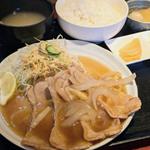 生姜焼き定食(梅ごのみ)