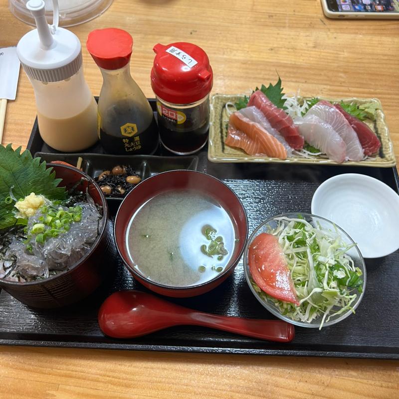 贅沢定食(ネーチョイト)