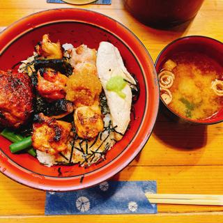 江戸路丼(焼鳥 江戸路 人形町本店)