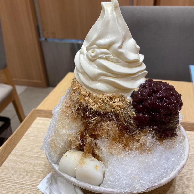 かき氷 ソフトクリーム(あんみつ　みはし　上野本店)