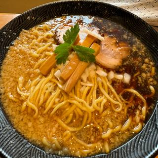 背脂ラーメン(麺道 三番目の娘)