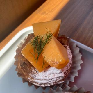 柿デニッシュ(DE・NI デニッシュ専門店&コーヒースタンド)