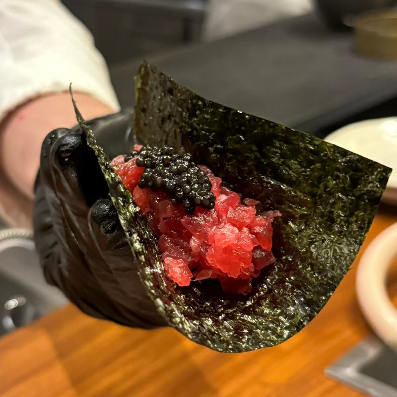 本マグロ海苔キャビア(焼肉割烹QUON)