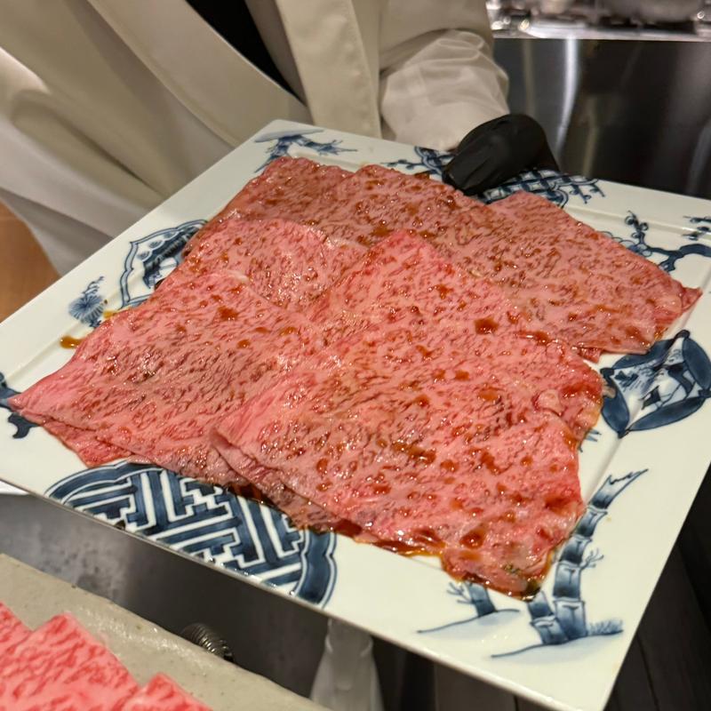 和牛サーロイン焼きすき(焼肉割烹QUON)