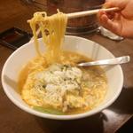 ユッケジャンラーメン(牛繁 堀切菖蒲園店)