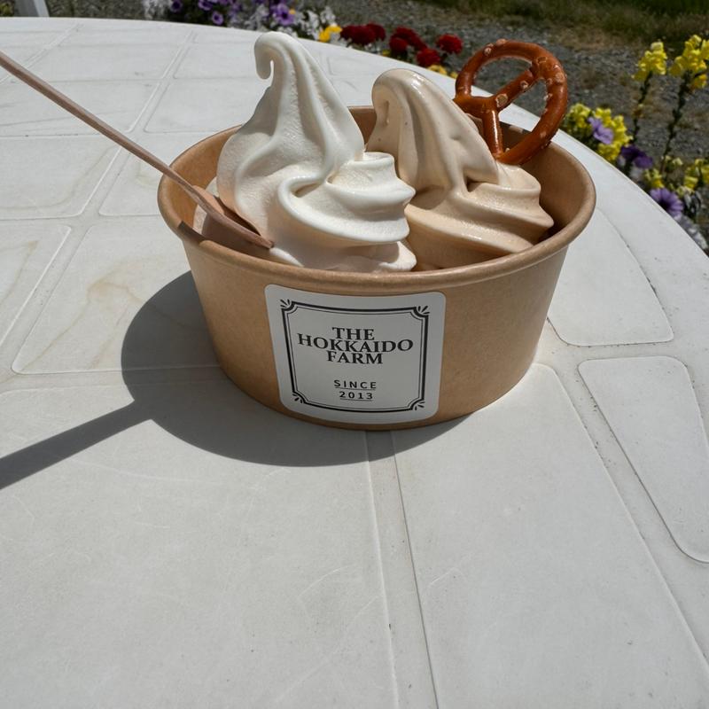 ライスミルクソフト＆落花生ソフトのよくばりカップ(The北海道ファーム直営店)