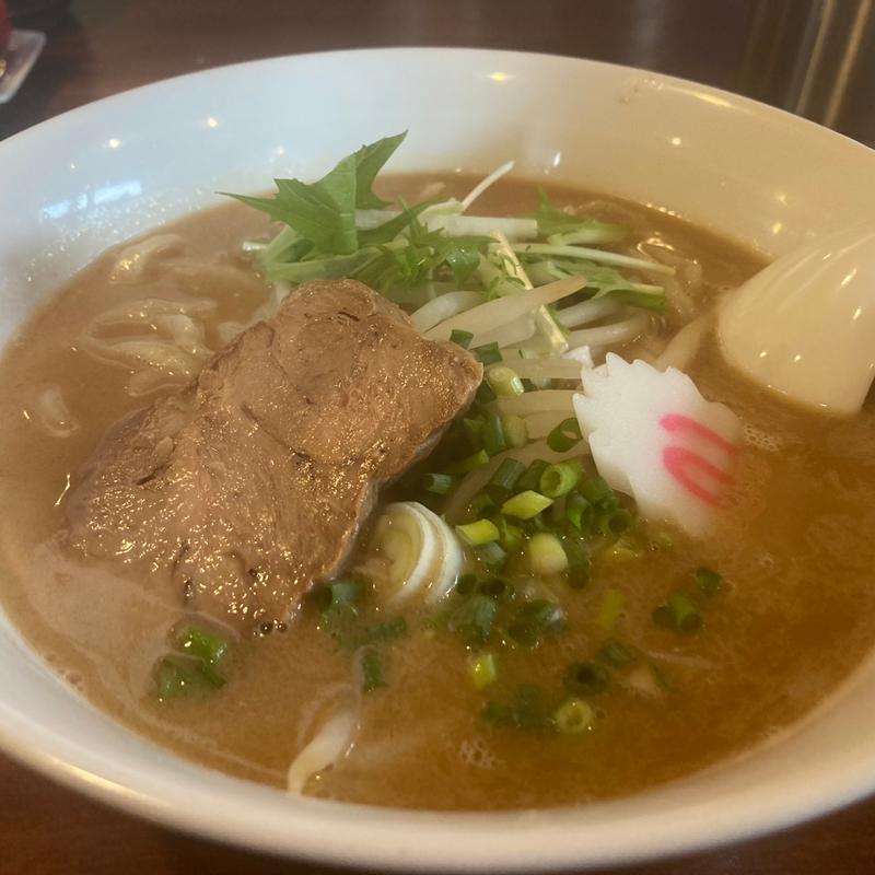 白まる(笑麺 （しょうめん）)