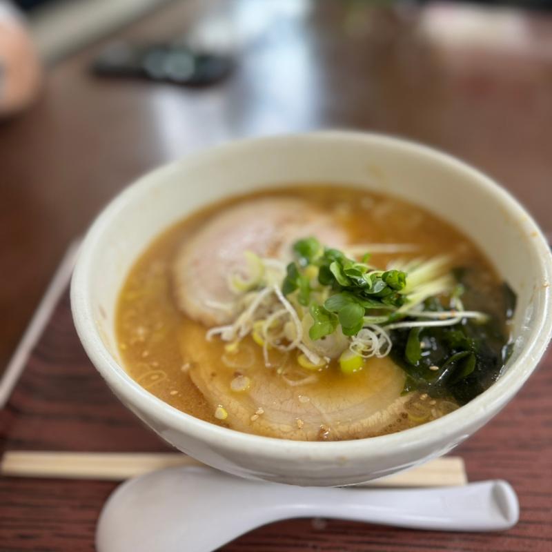 ばっちゃんの田舎味噌ら〜めん　チャーシューのせ(田舎屋 )