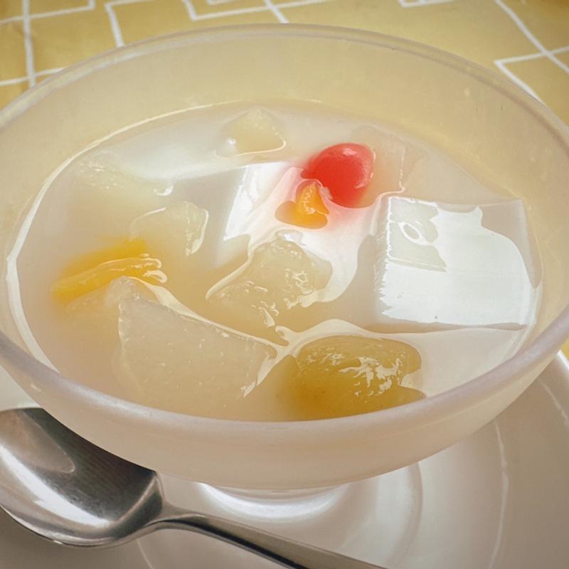 杏仁豆腐(三笠 （ミカサ）)